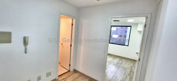 Sala Comercial à venda, 22m² no Vila Nova Conceição, São Paulo