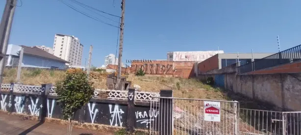 Lote/Terreno à venda, 930m² no Jardim Higienópolis, Londrina