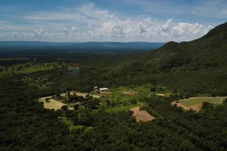 com 8 Quartos à venda, 1125000m² no Centro, Formosa