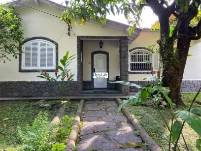Imóvel Comercial com 6 Quartos à venda, 339m² no Vila Santa Cecília, Volta Redonda