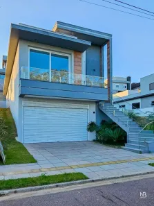 Casa com 3 Quartos para alugar, 251m² no Centro, Gravataí