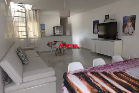 Sobrado com 4 Quartos à venda, 250m² no Jardim República, São José dos Campos