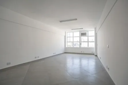 Ponto Comercial com 3 Quartos para alugar, 67m² no República, São Paulo