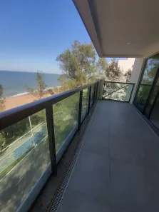 Apartamento com 3 Quartos para alugar, 235m² no Praia do Pecado, Macaé