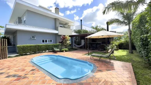 Casa com 4 Quartos à venda, 278m² no Rio Tavares, Florianópolis