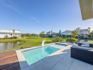 Casa de Condomínio com 4 Quartos à venda, 212m² no XANGRI-LÁ, Xangri-lá