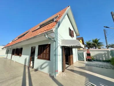 Sobrado com 9 Quartos à venda, 309m² no Balneario Albatroz, Matinhos