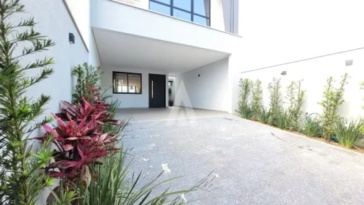 Sobrado com 3 Quartos à venda, 181m² no Jardim Sofia, Joinville
