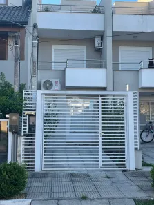 Casa com 2 Quartos à venda, 132m² no Hípica, Porto Alegre
