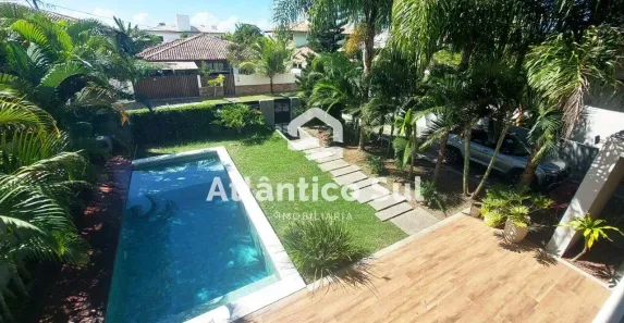 Casa com 3 Quartos à venda, 296m² no Nossa Senhora da Vitória, Ilhéus