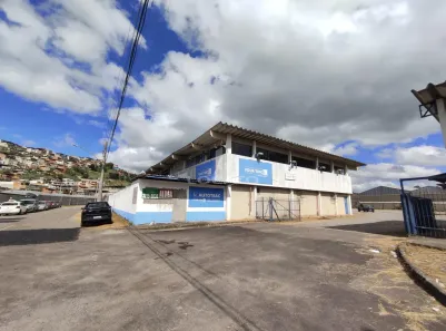 Ponto Comercial para alugar, 400m² no Cerâmica, Juiz de Fora