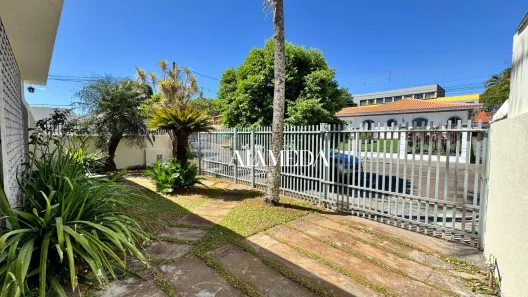 Casa com 6 Quartos à venda, 224m² no Petrópolis, Londrina