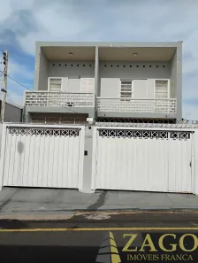 Sobrado com 5 Quartos à venda, 236m² no Centro, Franca