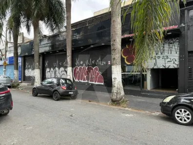Sala Comercial para alugar, 210m² no Sítio do Morro, São Paulo
