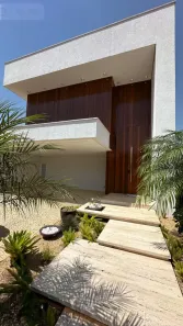 Sobrado com 4 Quartos à venda, 311m² no Setor Morada do Lago, Trindade