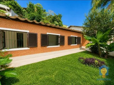Casa de Condomínio com 3 Quartos para alugar, 182m² no Jardim Rebelato, Cotia