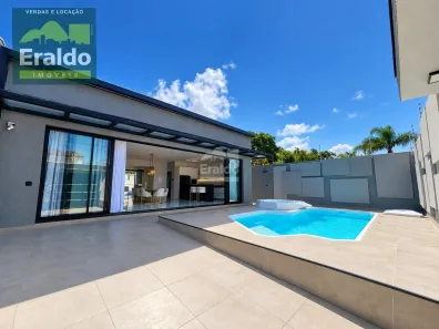 Casa com 5 Quartos à venda, 300m² no Sertaozinho, Matinhos