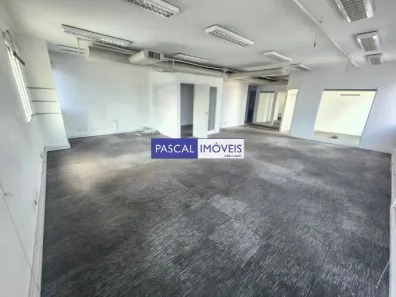 Sala Comercial para alugar, 140m² no Indianópolis, São Paulo