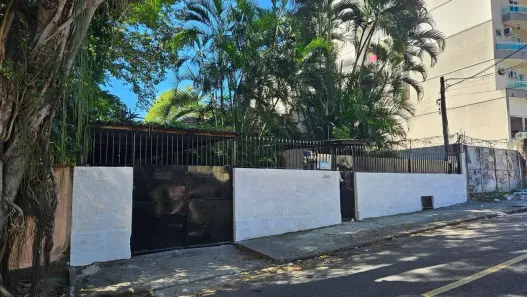 Imóvel Comercial com 3 Quartos para alugar, 420m² no Centro, São Gonçalo