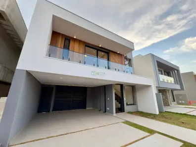 Casa de Condomínio com 3 Quartos à venda, 210m² no Conjunto Habitacional Alexandre Urbanas, Londrina