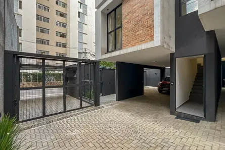 Casa de Condomínio com 2 Quartos à venda, 181m² no Santa Cecília, São Paulo
