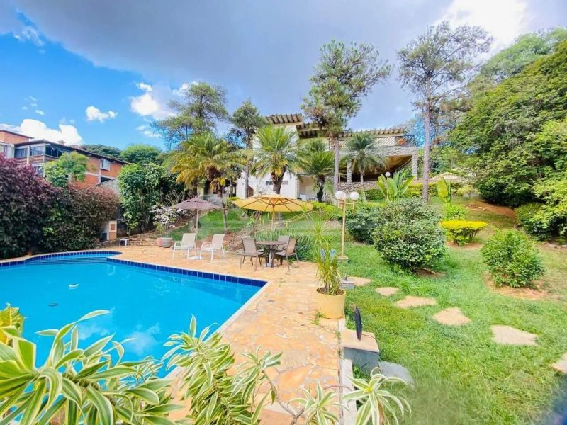 Casa com 3 quartos — Bandeirantes (Pampulha), Belo Horizonte