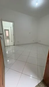 Casa com 2 Quartos para alugar, 120m² no Vila Paulicéia, São Paulo