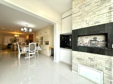 Casa com 3 Quartos à venda, 248m² no Vila Ipiranga, Porto Alegre