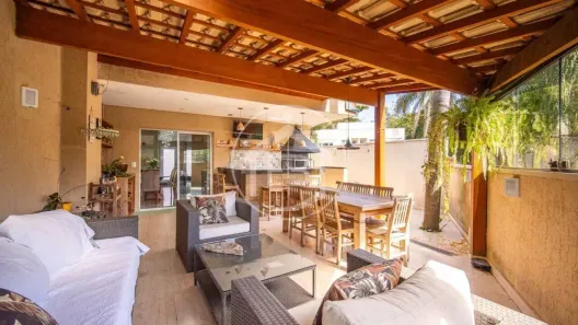 Casa de Condomínio com 3 Quartos à venda, 159m² no Jardim Rebelato, Cotia