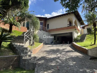Casa de Condomínio com 5 Quartos para alugar, 350m² no São Paulo II, Cotia