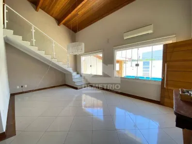 Casa com 4 Quartos à venda, 213m² no Nova Guará, Guaratinguetá