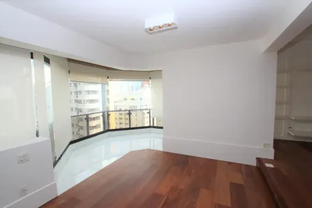 Apartamento com 4 Quartos para alugar, 200m² no Vila Uberabinha, São Paulo