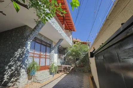 Casa com 5 Quartos à venda, 298m² no Sagrada Família, Belo Horizonte