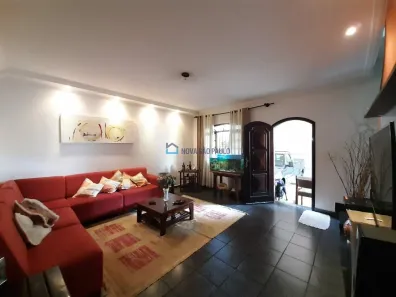 Casa com 3 Quartos à venda, 256m² no Jardim Monte Azul, São Paulo