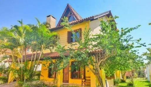 Casa com 3 Quartos à venda, 174m² no Espírito Santo, Porto Alegre