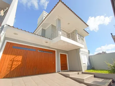 Sobrado com 3 Quartos para alugar, 230m² no Marechal Rondon, Canoas