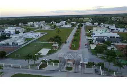 Lote/Terreno à venda, 680m² no Santo Antônio, Teixeira de Freitas