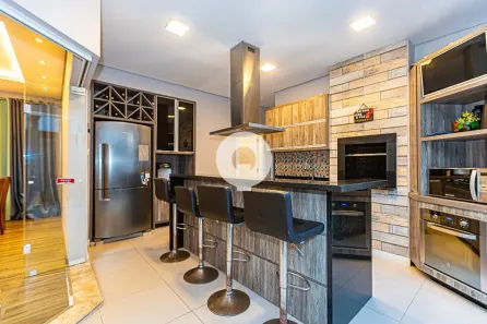 Casa com 4 Quartos à venda, 254m² no Barreirinha, Curitiba