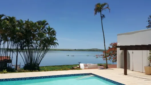 Fazenda/Sítio com 3 Quartos à venda, 300m² no Fazenda Santa Lúcia, Americana