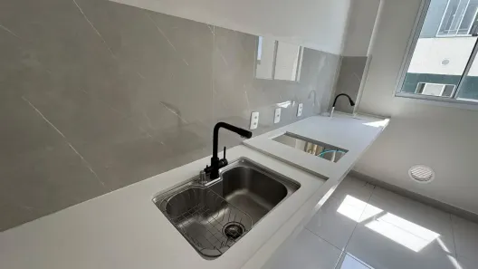 Apartamento com 2 Quartos para alugar, 45m² no Colonial, Contagem