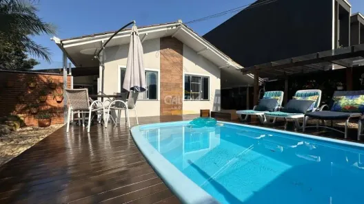 Casa com 4 Quartos à venda, 148m² no Aventureiro, Joinville
