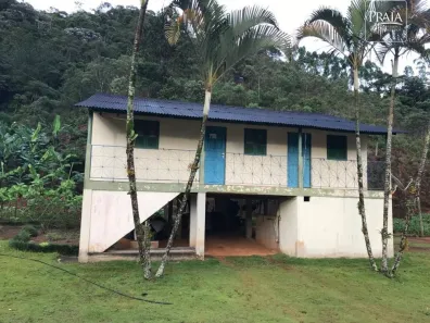 Fazenda/Sítio com 3 Quartos à venda, 200m² no Biriricas, 
