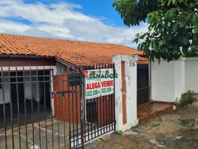 Casa com 3 Quartos à venda, 150m² no Jardim Silvino, Cambé