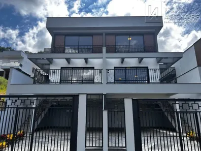Sobrado com 3 Quartos à venda, 156m² no São Sebastião, Palhoça