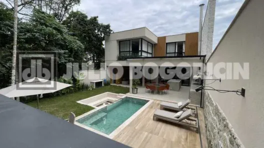 Casa de Condomínio com 5 Quartos à venda, 400m² no Barra da Tijuca, Rio de Janeiro