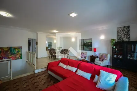 Casa com 5 Quartos à venda, 250m² no Jardim Leonor, São Paulo