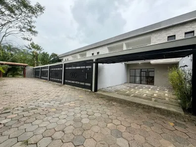 Casa de Condomínio com 2 Quartos à venda, 90m² no Maresias, São Sebastião