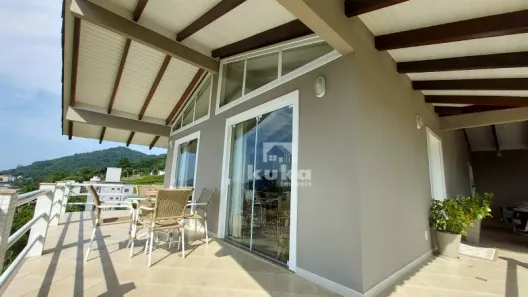 Casa com 4 Quartos para alugar, 350m² no Vila Nova, Jaraguá do Sul