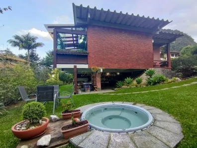 Casa de Condomínio com 5 Quartos à venda, 280m² no Granja Guarani, Teresópolis