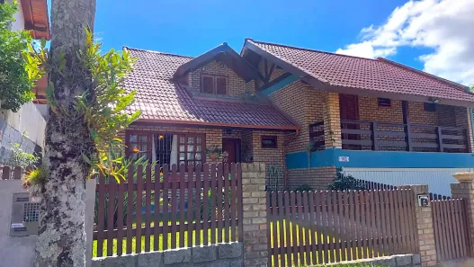 Sobrado com 4 Quartos à venda, 250m² no João Paulo, Florianópolis